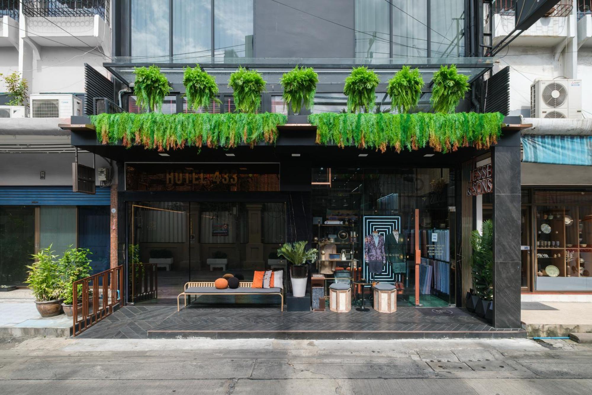 433 - Asoke Sukhumvit Station 3* Bangkok